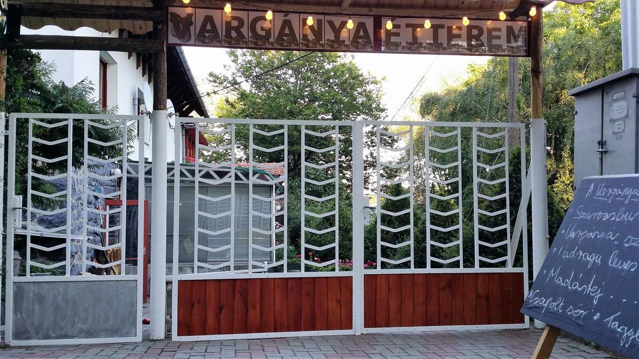 Matraszentimre Panzio Hotel Екстериор снимка